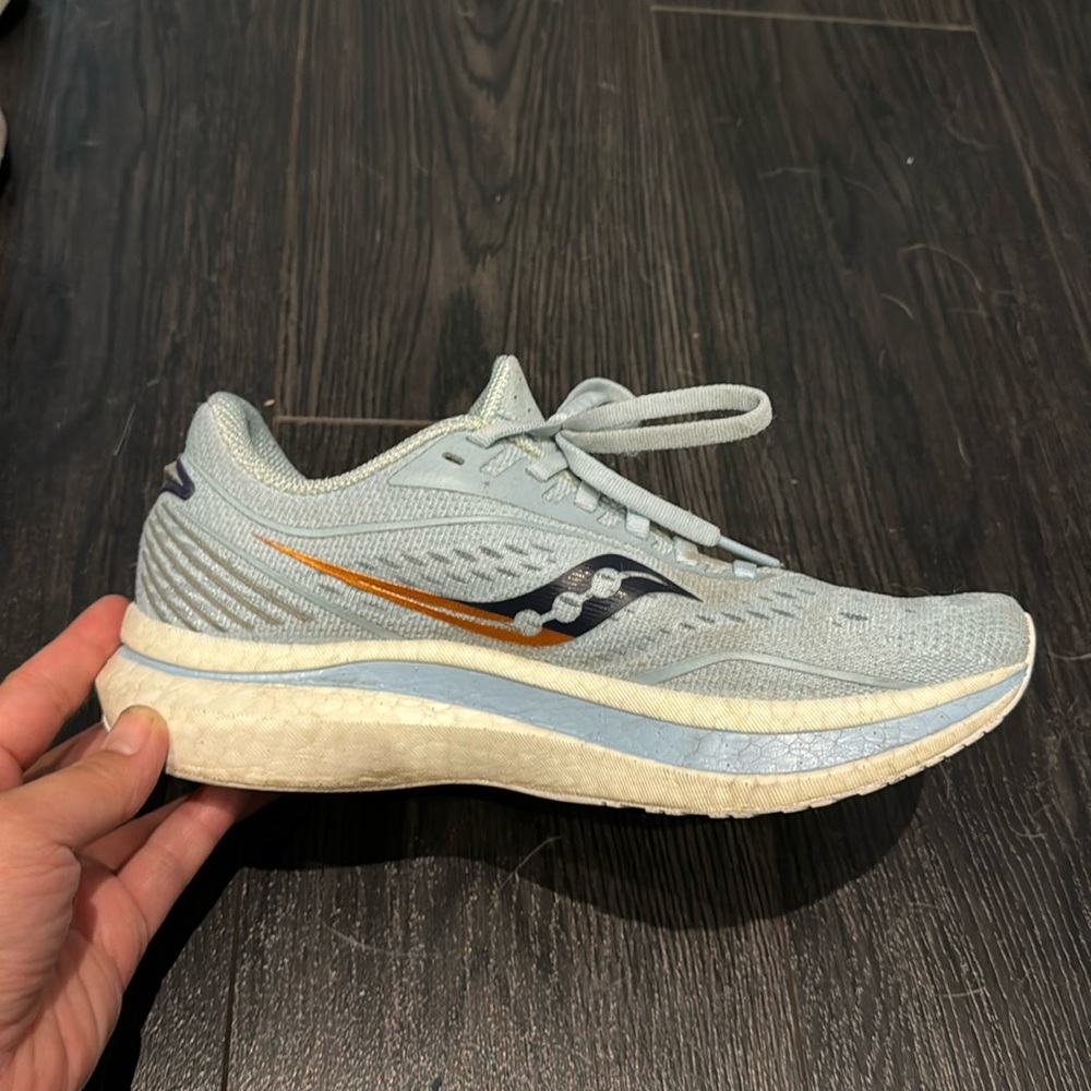 Saucony endorphin speed — women’s size 7.5